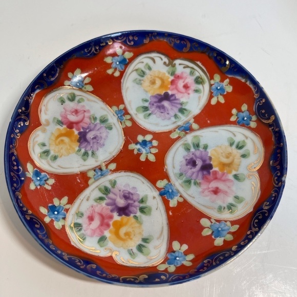 Floral Red and Blue Teacup and Saucer Set - Picture 10 of 13